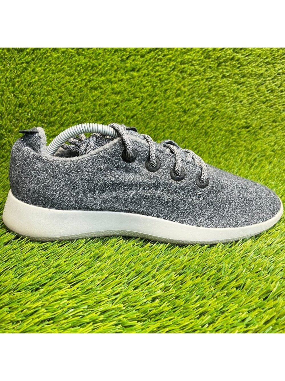 Allbirds Wool Runners Mens Size 11 Gray White Casual Walking Shoes Sneakers